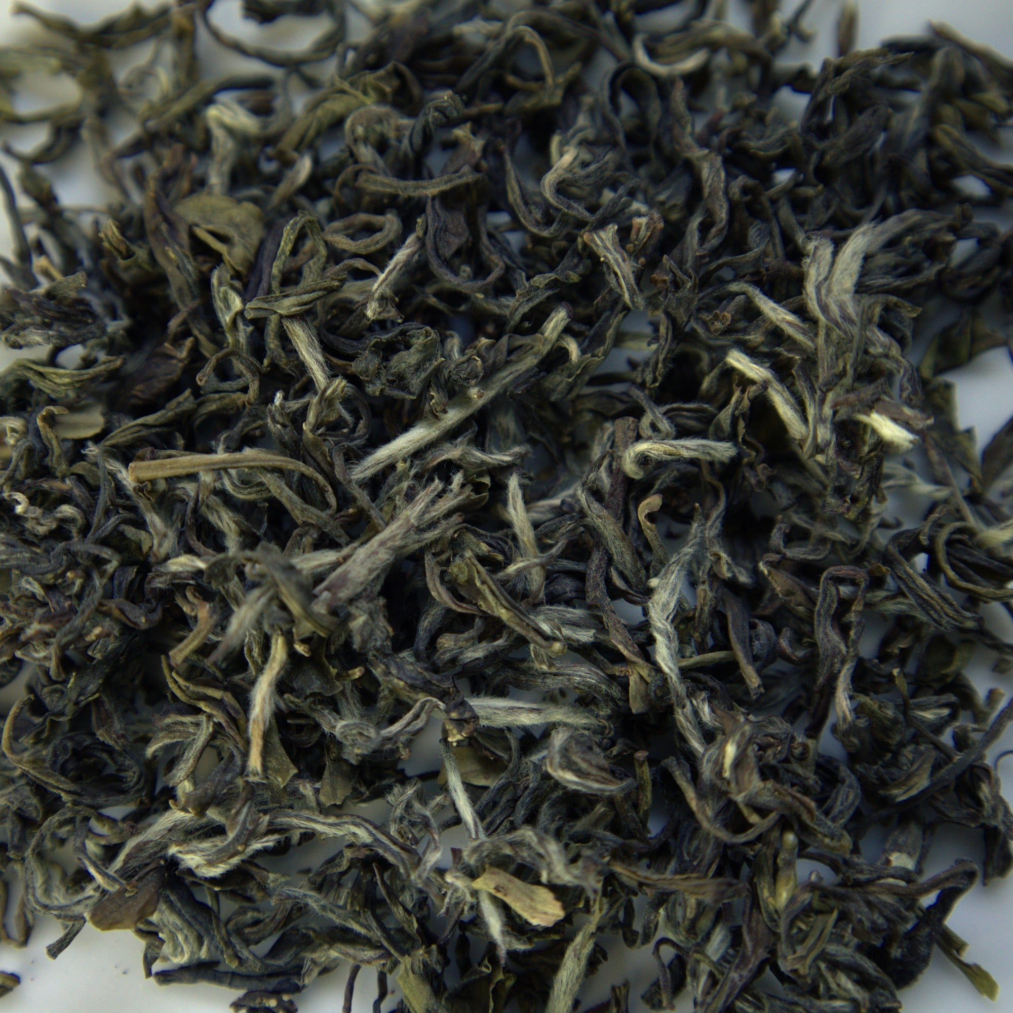 China Long Ying Hao – musta tee, irtotee
